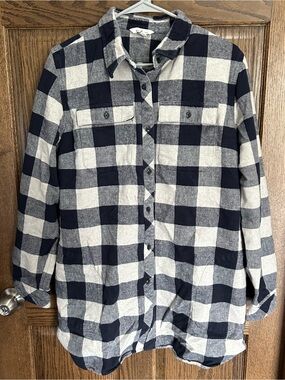 L.L. Bean Navy and White Buffalo Plaid Button-Up Sleep Shirt